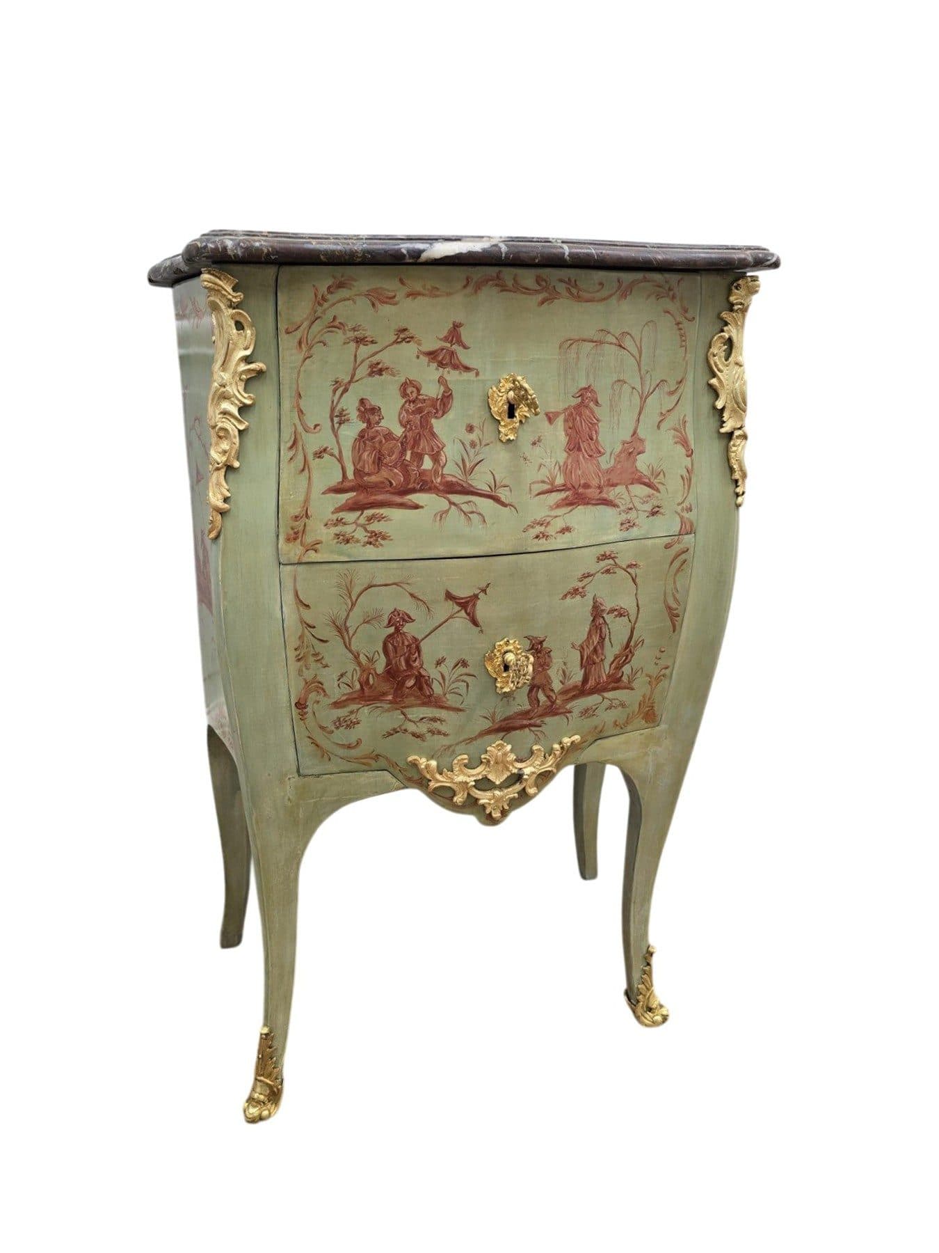Petite commode peinte d'époque Louis XV, estampillée Criaerd
