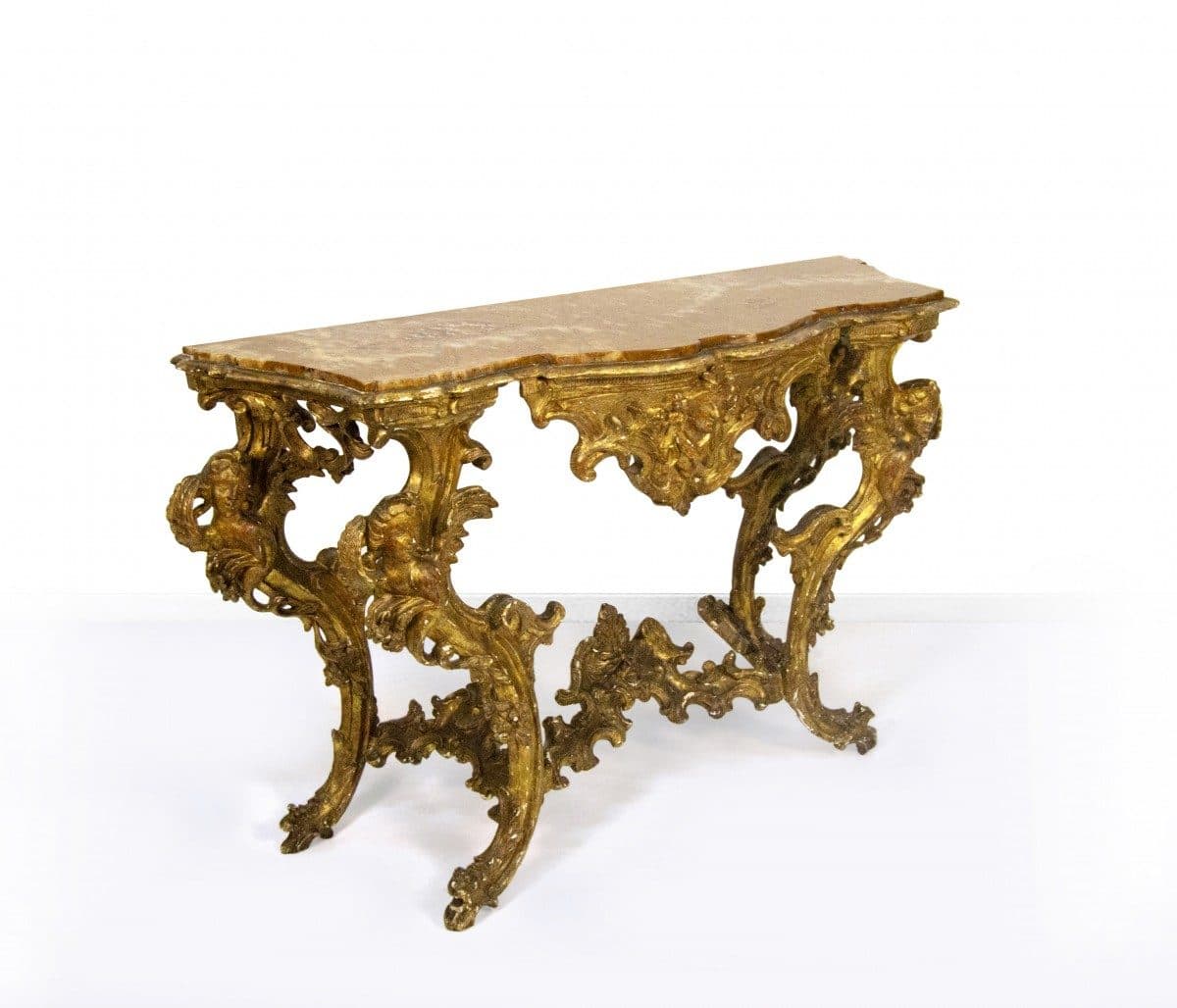 Console en bois sculpté et doré, XVIIIe siècle — vue 2