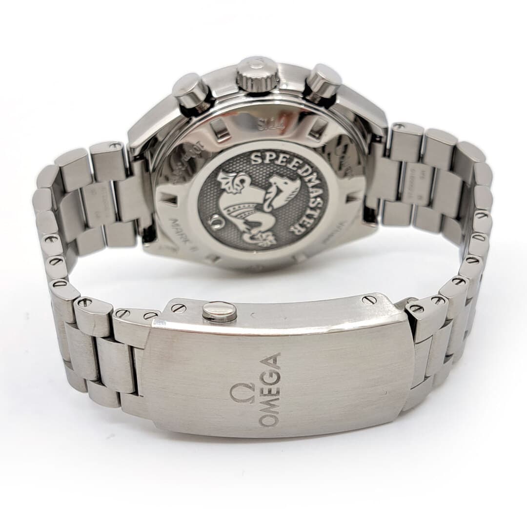 Omega Speedmaster Mark II — vue 3