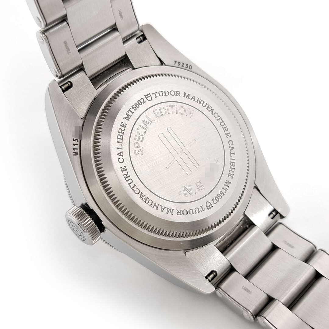 Tudor Heritage Black Bay "Harrods" Édition Limitée — vue 5
