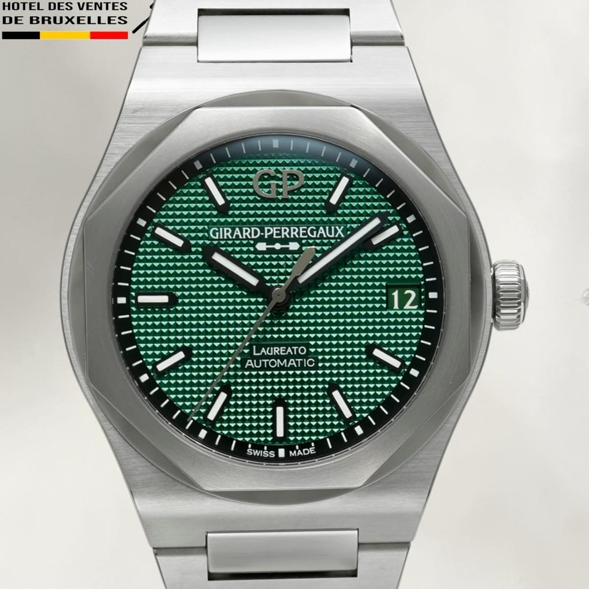 Girard-Perregaux Laureato