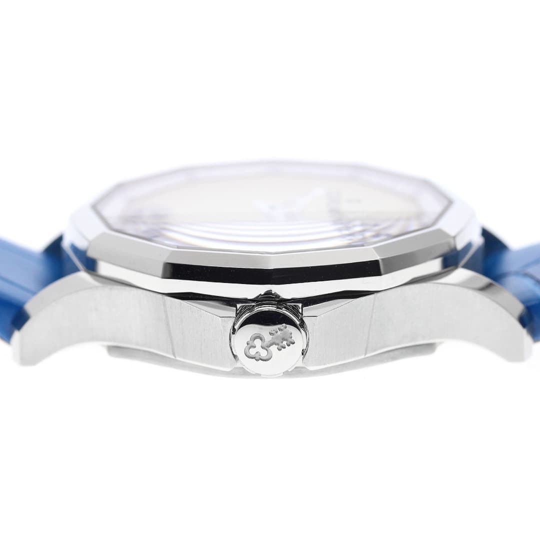 Corum Admiral's Cup Legend 38 Mystery Moon — vue 6