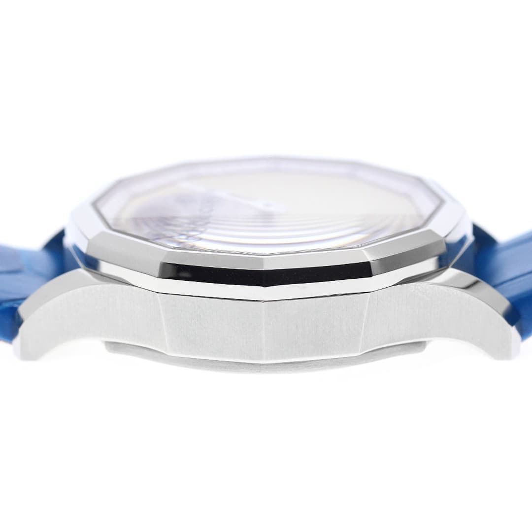 Corum Admiral's Cup Legend 38 Mystery Moon — vue 7