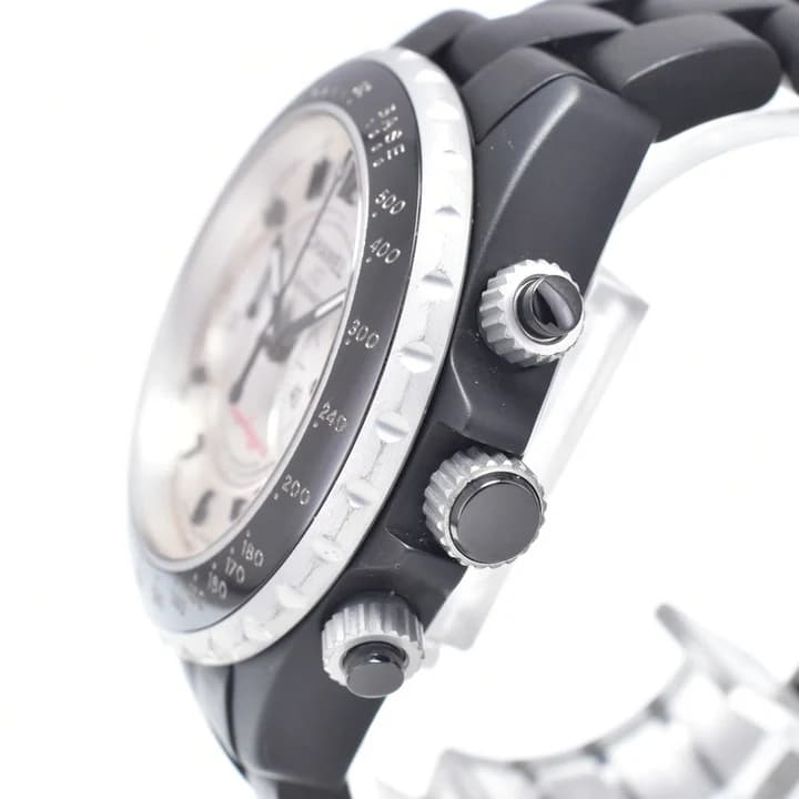 Chanel J12 Super Reggera H2039 — vue 3