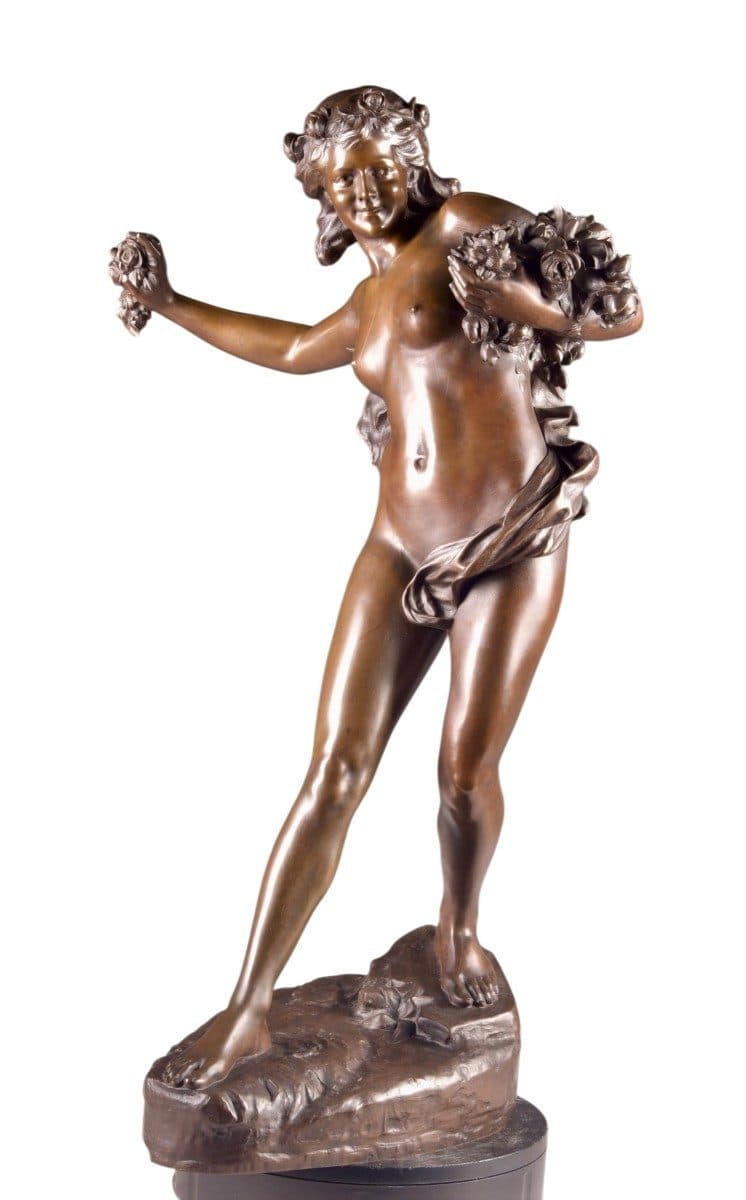 Jeune femme aux fleurs
