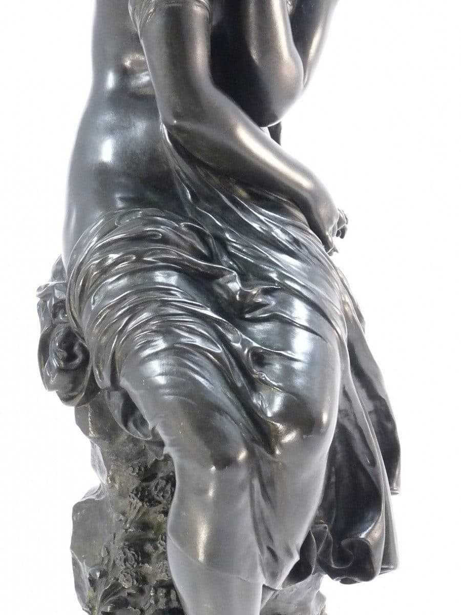 La Frileuse, figure féminine en bronze patiné — vue 4