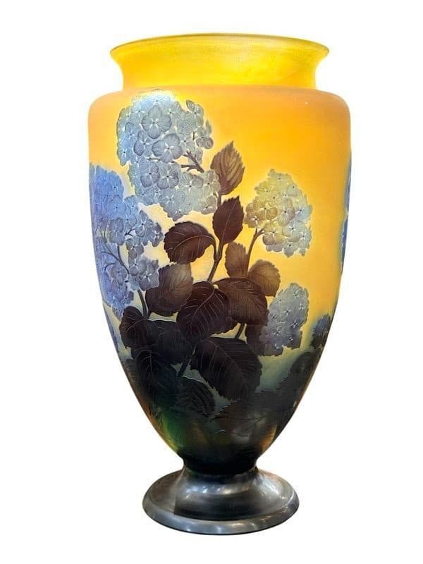 Émile Gallé Monumental vase « Hortensias » — vue 3
