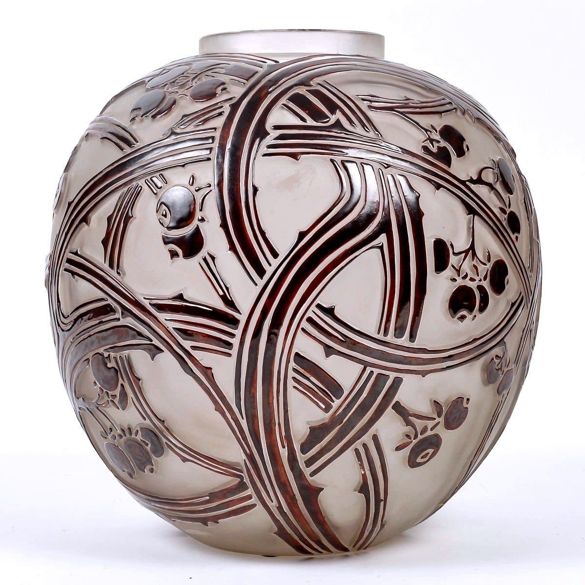 René Lalique Vase « Baies » en verre blanc émaillé brun — vue 2