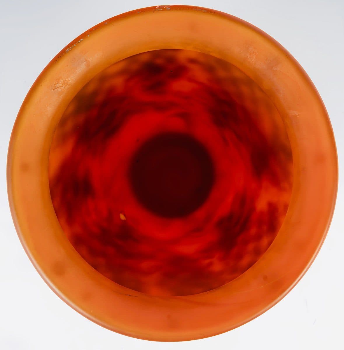 Daum Nancy Vase en verre orange marbré de noir — vue 5