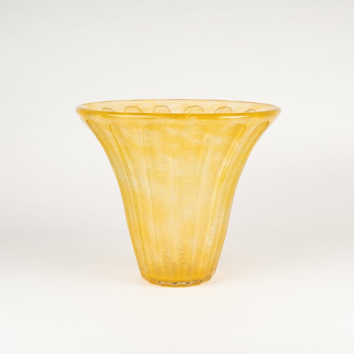 Daum Grand vase corolle à godrons