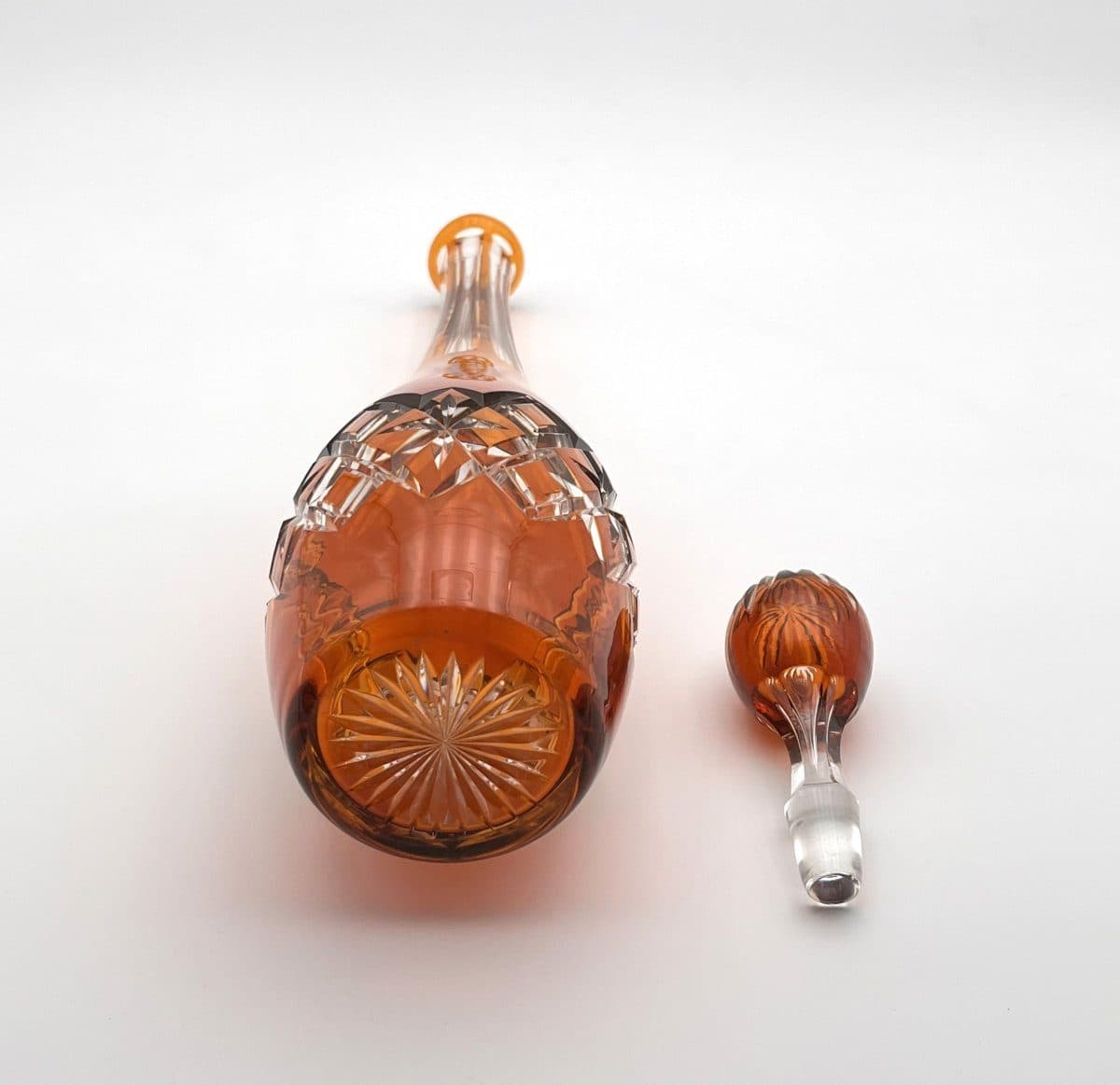 Baccarat Grande carafe en cristal doublé orange — vue 5