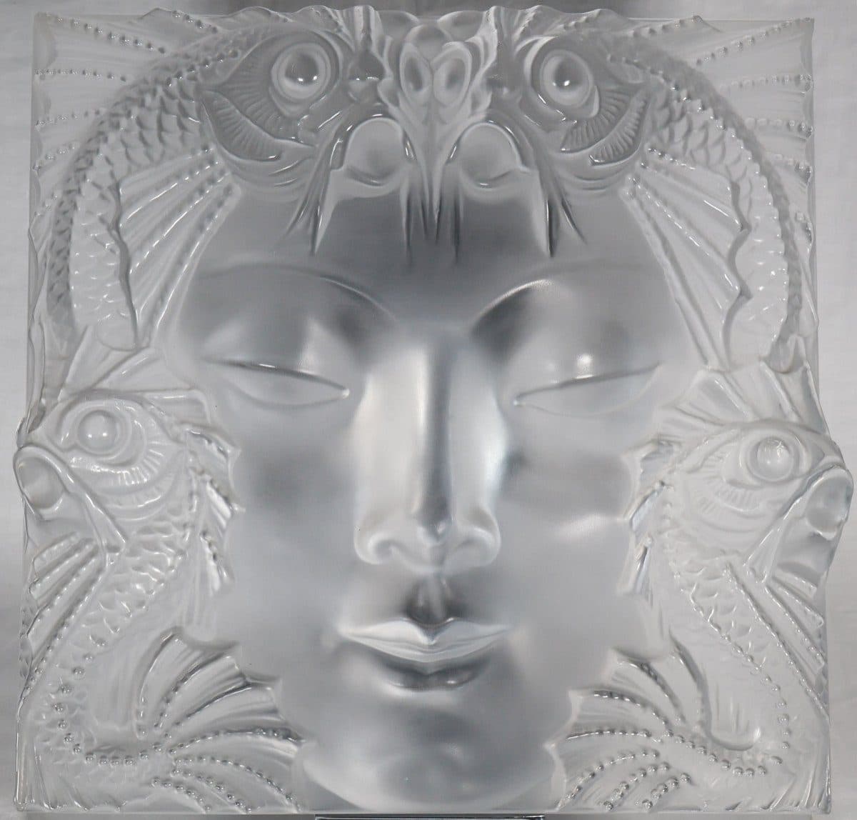 Lalique France Motif décoratif « Fontaine Poissons » ou « Masque Femme » — vue 2