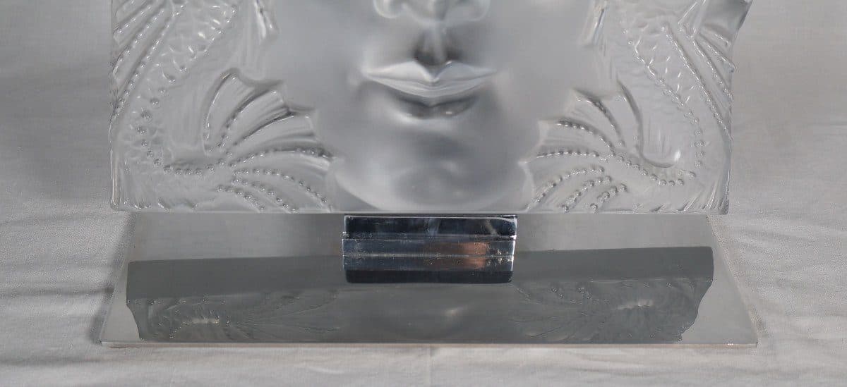 Lalique France Motif décoratif « Fontaine Poissons » ou « Masque Femme » — vue 3