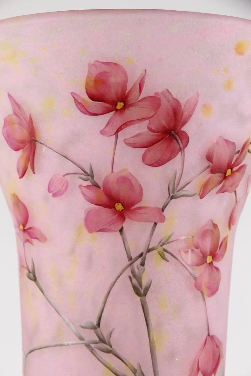 Daum Nancy Vase à décor de bégonias — vue 3