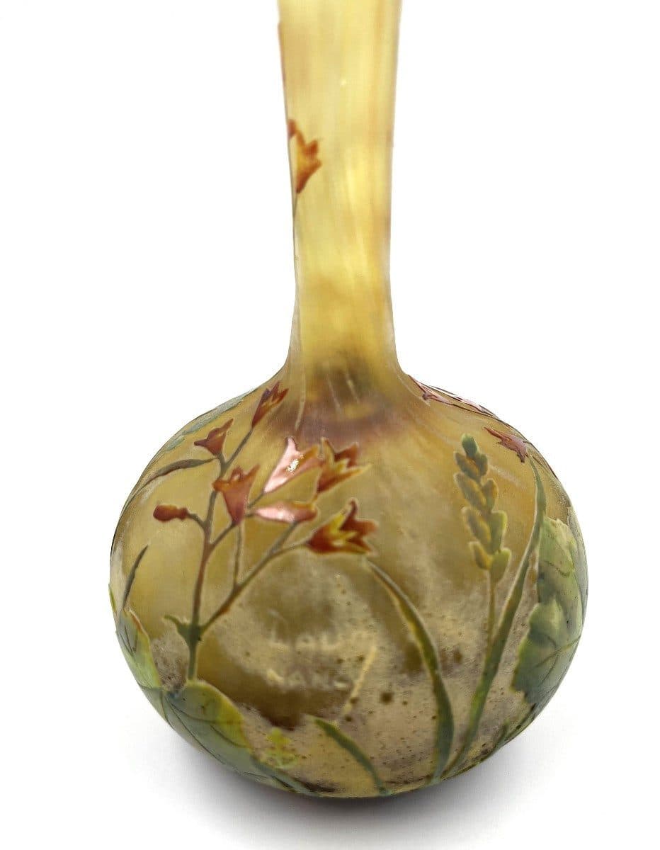 Título: Vase soliflore Daum Nancy Art Nouveau en verre multicouche — vue 2