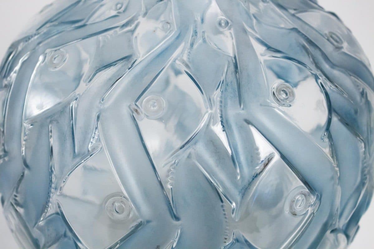 Lalique, vase « Penthièvre » à décor de poissons — vue 3