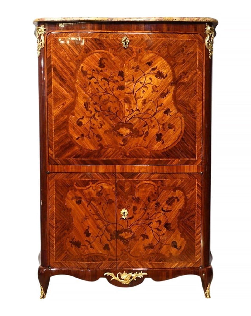 Secrétaire Louis XV marqueté, estampillé P. Roussel