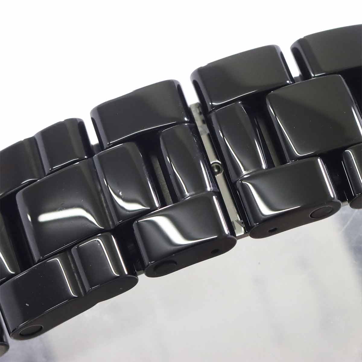 Chanel J12 — vue 5