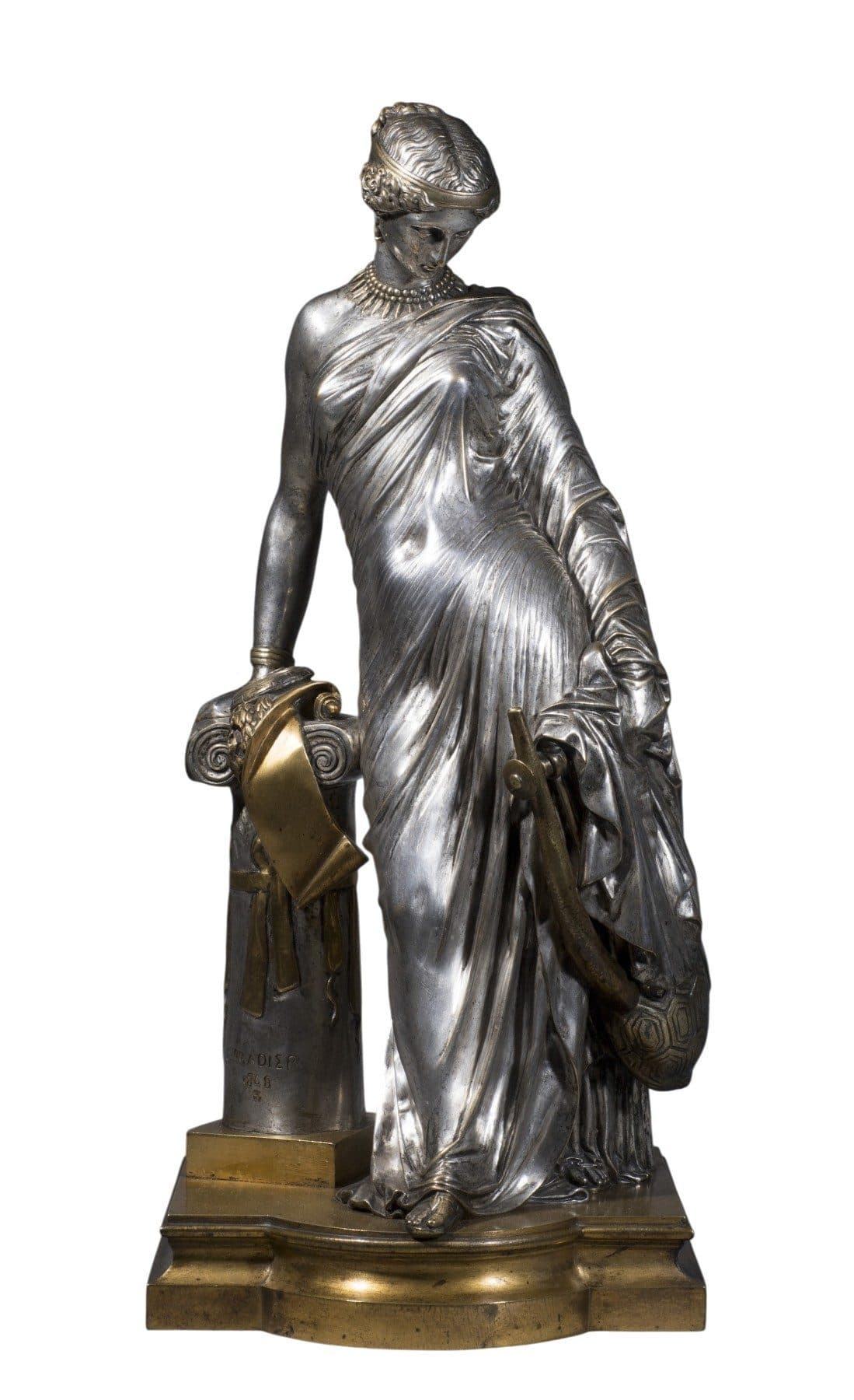 Sapho debout en bronze patiné