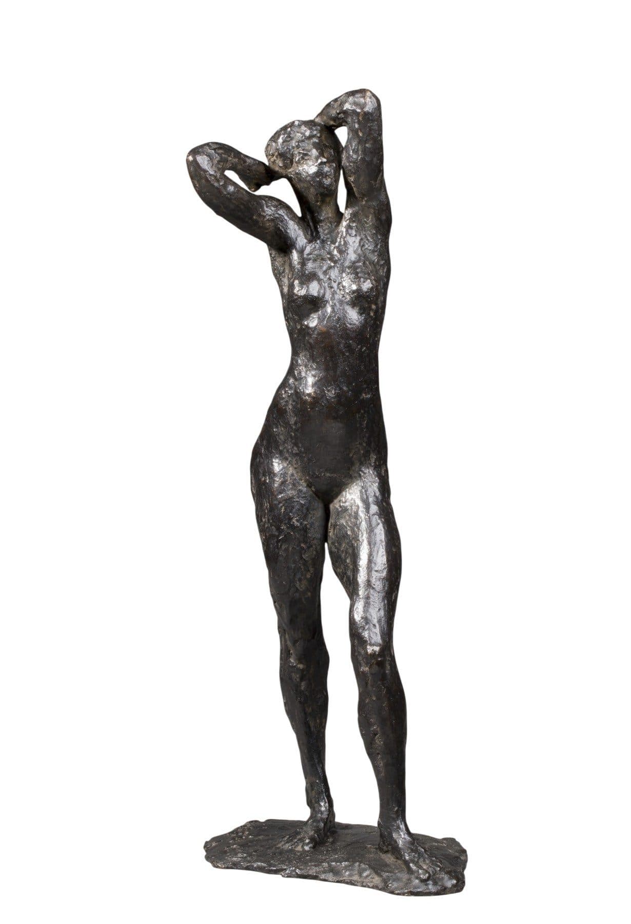 Femme nue debout