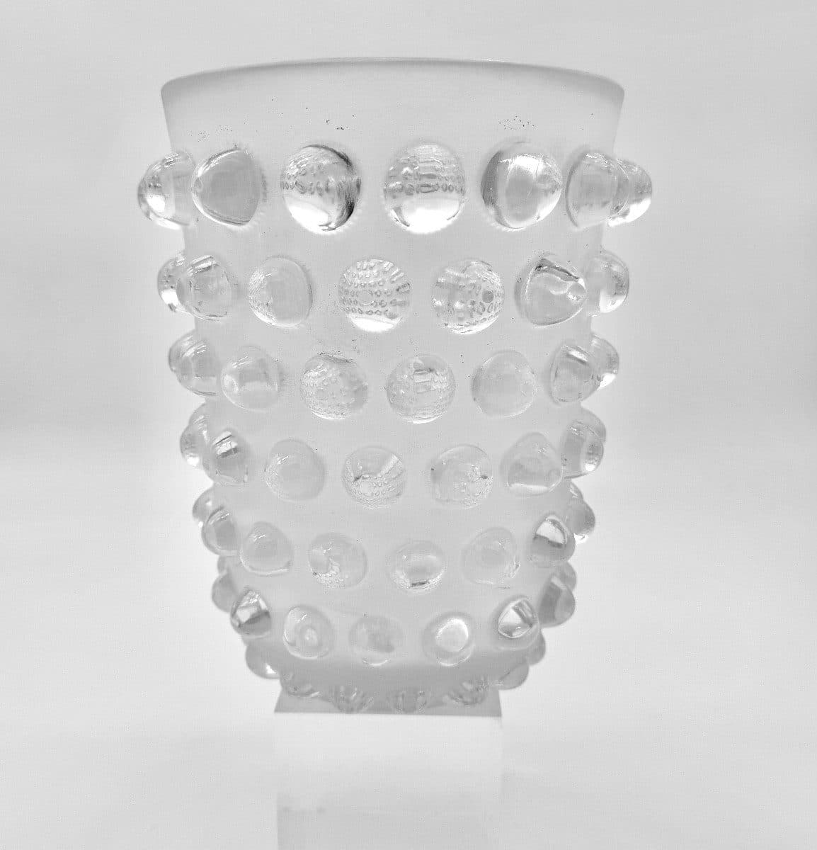Lalique Vase « Mossi » en verre blanc