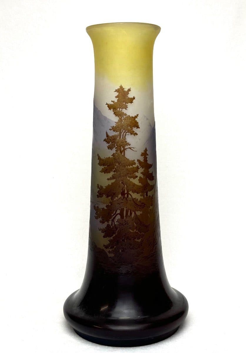 Vase Gallé « La Ligne Bleue des Vosges » à décor de paysage