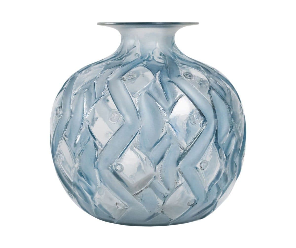 Lalique, vase « Penthièvre » à décor de poissons